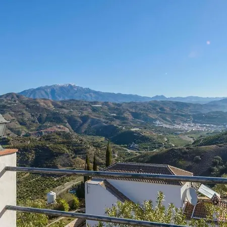 La Loma De By Ruralidays Holiday home *