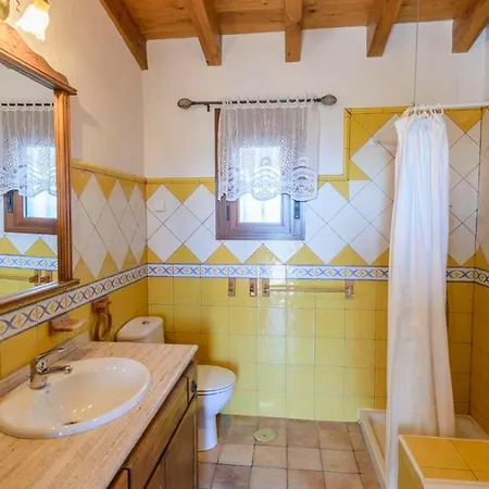 La Loma De By Ruralidays Holiday home *