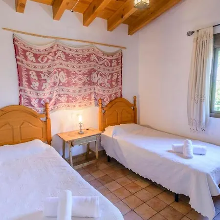 La Loma De By Ruralidays Holiday home